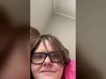 Heidimackey2  live sex cam