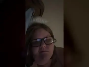 Heidimackey2  live sex cam
