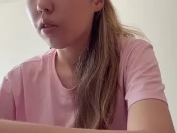 Hermilamerrick  live sex cam