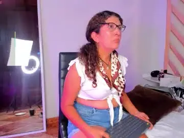 Keyla_milf  live sex cam