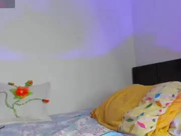 Keyla_milf  live sex cam