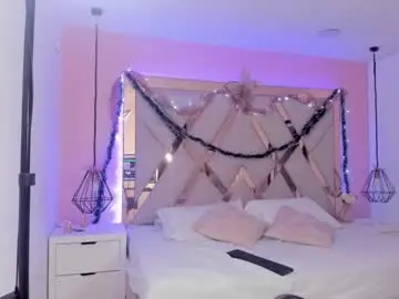 Lauraklark  live sex cam