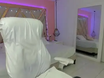 Lauraklark  live sex cam