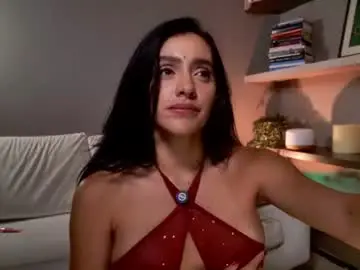 Milana_desire  live sex cam