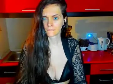 Sexqueen1111  live sex cam