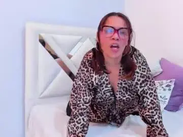 Sophiaqueens  live sex cam