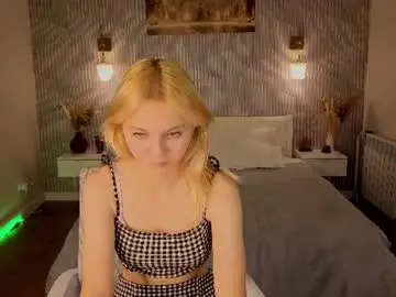 Clara_schneider0  live sex cam