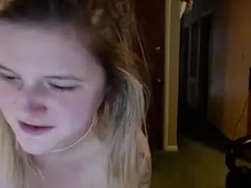 Cutie_booty420  live sex cam