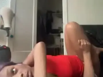 Delightfuldark  live sex cam