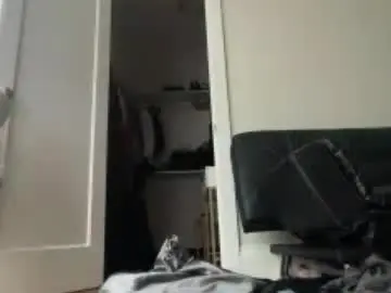 Delightfuldark  live sex cam