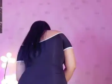 Innocenthazel  live sex cam