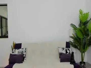 Karinna_shine  live sex cam