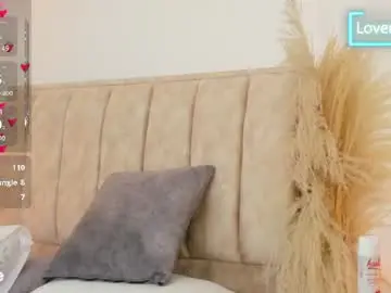 Kiaralix  live sex cam