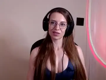 Larawintersxxx  live sex cam