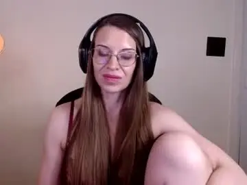 Larawintersxxx  live sex cam