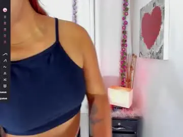 Lovely_kristal  live sex cam