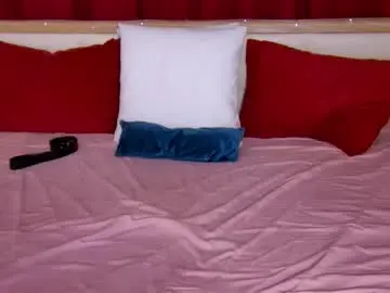 Lovelycaroline_  live sex cam