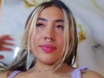 Manuelaveelez  live sex cam