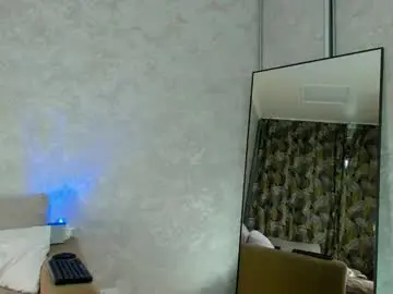 Miumiumia  live sex cam