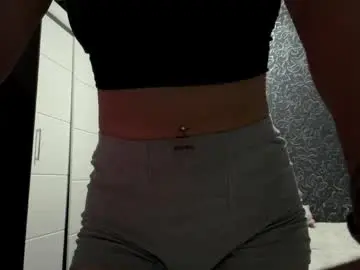 Peaachyvibe  live sex cam