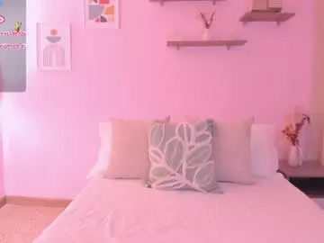 Roma_lovee  live sex cam