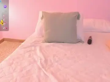 Roma_lovee  live sex cam