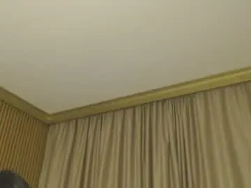 Sensualhallie  live sex cam