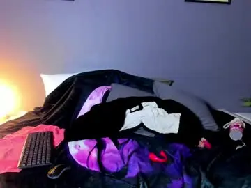 Serenaalux  live sex cam