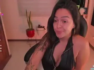Taniavelvet  live sex cam