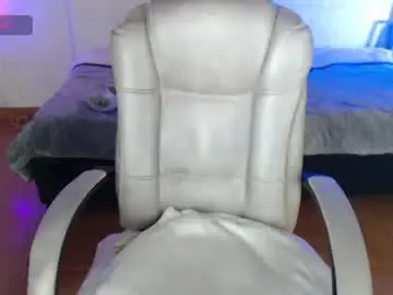 Tiana_27  live sex cam