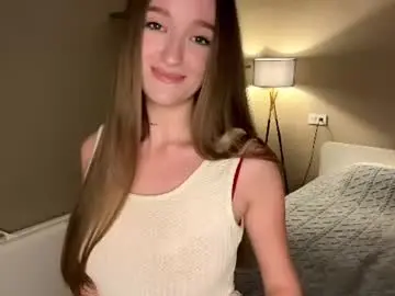 Tinkibinky  live sex cam