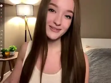 Tinkibinky  live sex cam