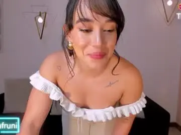 Zarakafruni  live sex cam