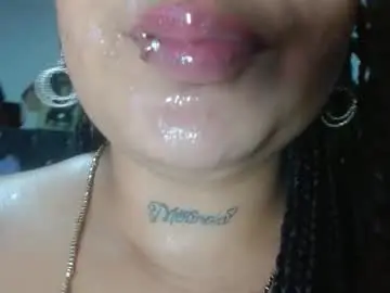 Brittanysexhot69  live sex cam