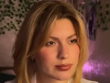 Citruska  live sex cam