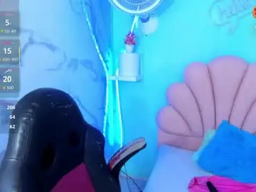 Cristal_horny19  live sex cam