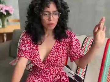 Illaroom  live sex cam
