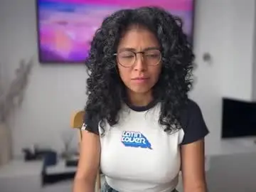 Illaroom  live sex cam