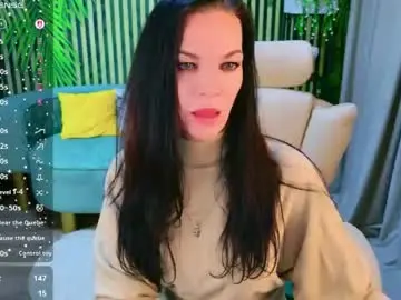 Juliehill  live sex cam