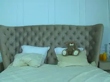 Milenalumie  live sex cam