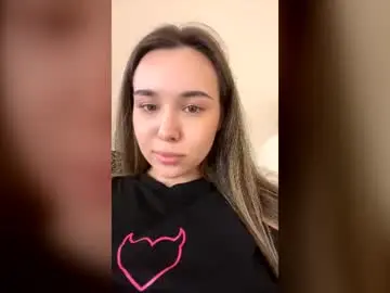 Miraabellee  live sex cam