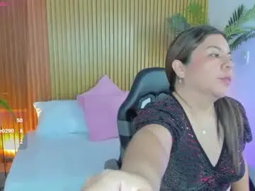 Nahia_13  live sex cam