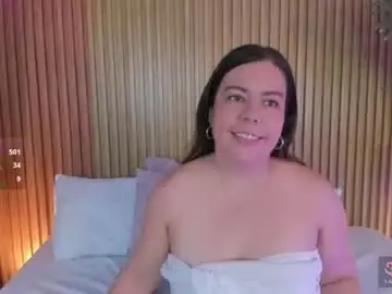 Nahia_13  live sex cam