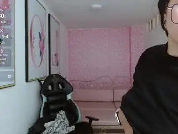 Nina_harpper_  live sex cam