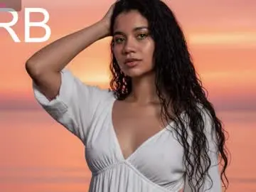 Ninaleon_ih  live sex cam