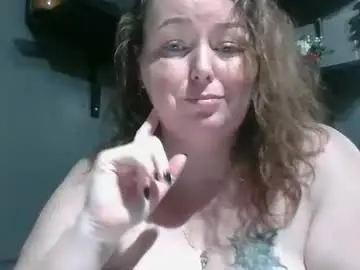 Prettyinferno  live sex cam