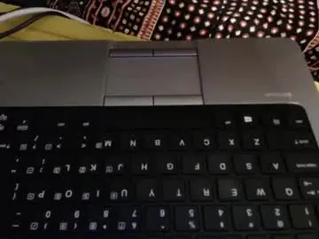 Romantic_rebel  live sex cam