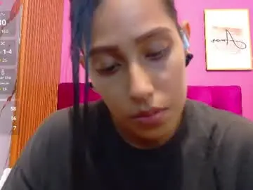 Skinnyneighbour_  live sex cam