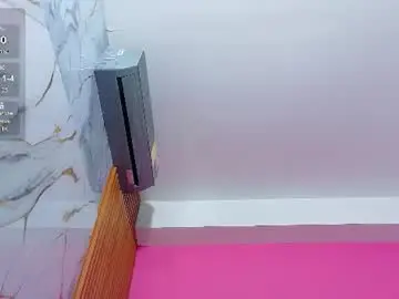 Skinnyneighbour_  live sex cam