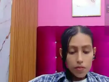 Skinnyneighbour_  live sex cam